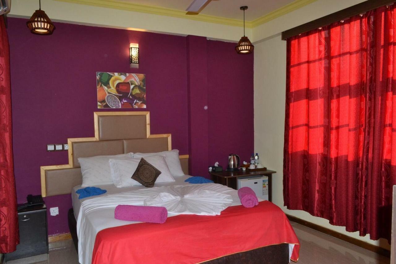 Hotel Ui Inn Μαλέ Εξωτερικό φωτογραφία